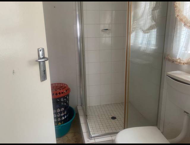 3 BEDROOM HOUSE FOR SALE IN BEVERLEY HILLS